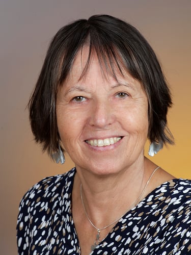 Mag.a Kathrine Bader - Schreibcoaching, Korrekturen, Biografiearbeit in Mils