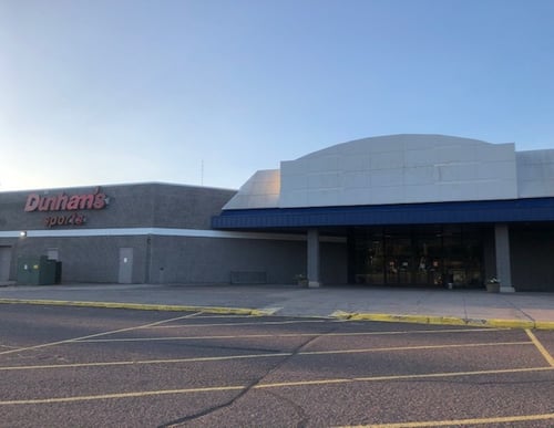 Houghton, MI storefront