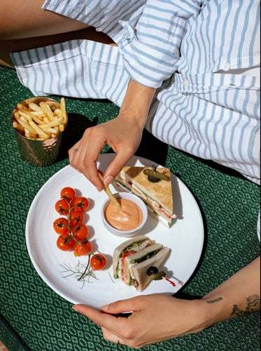 Lunch on the poolside