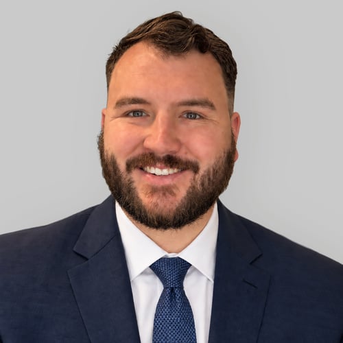 Headshot of William Shero, a wealth advisor at Chase