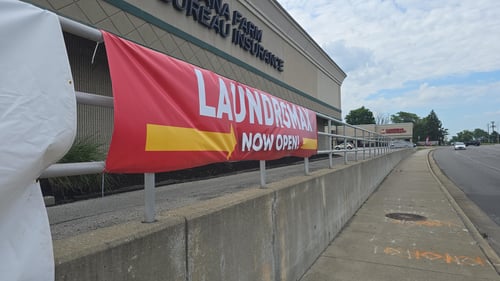Laundromax, 9972 E Washington St
Indianapolis, IN 46229
laundry delivery, wash, dry, fold, self service