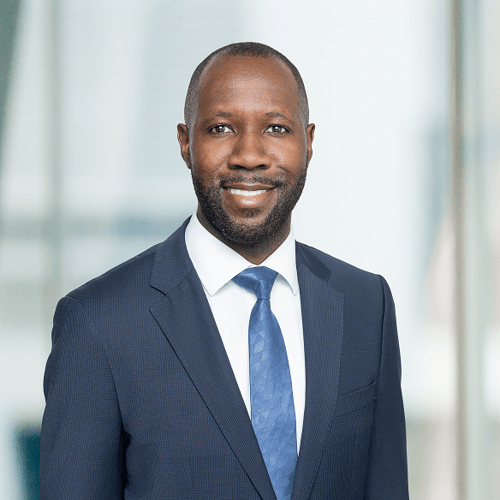 Matthew Cornwall Headshot.