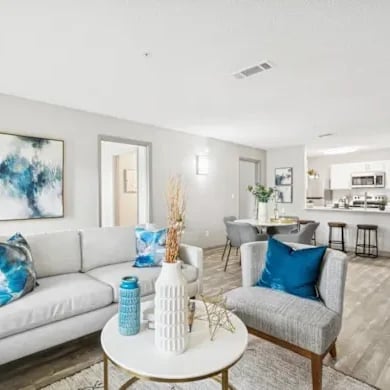Mirage on Kernan | Livingroom