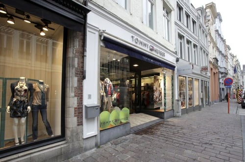 Storefront picture