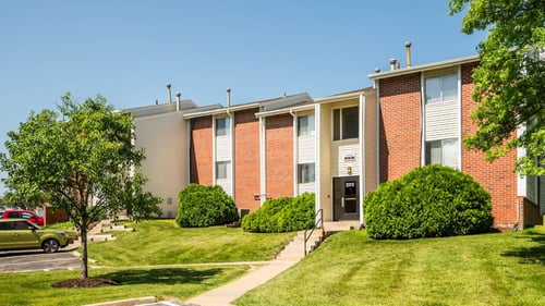 Georgetowne Apartment Homes exterior