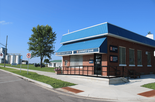 exterior photo of Minnwest Bank Waldorf branch