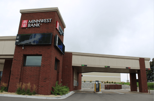 Exterior photo of Minnwest Bank St. Cloud branch