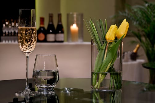 Bar and Lounge