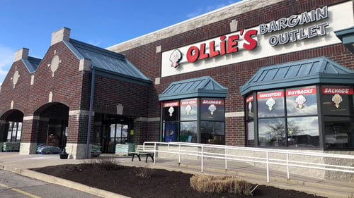 Front entrance of Ollie's