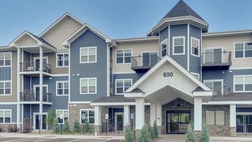 cover photo for Bella Rose Apartments in Hudson, WI 54016