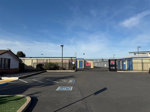 Trunk Space Storage - Fremont, CA