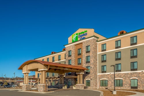 Join Us At The Holiday Inn Express For Your Stay and Meetings.