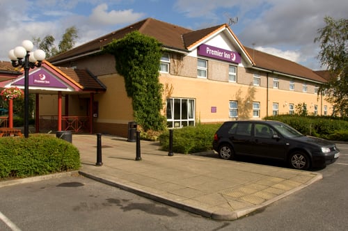 Premier Pontefract North hotel exterior