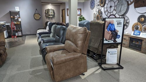 Slumberland Furniture Store in Galesburg,  IL - Recliners