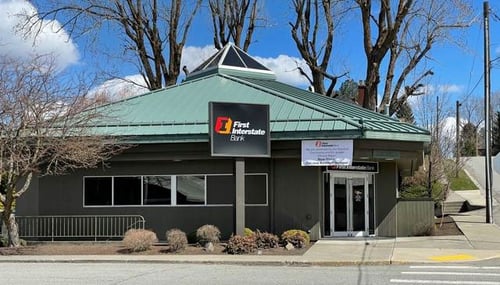 Exterior image of First Interstate Bank in Rockford, Washington.