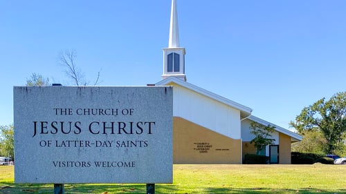 Welcome to our building and congregation in Houma Louisiana