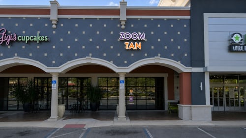 Zoom Tan in Gainesville, FL Storefront (Former South Beach Tanning)