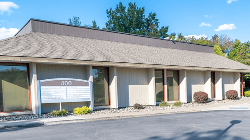 Exterior image of 100 Crosskeys Office Park which houses the Rochester Regional Health imaging center
