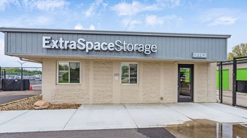 Extra Space Storage