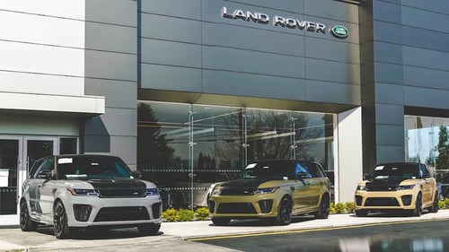 Exterior photo of Land Rover Lynnwood