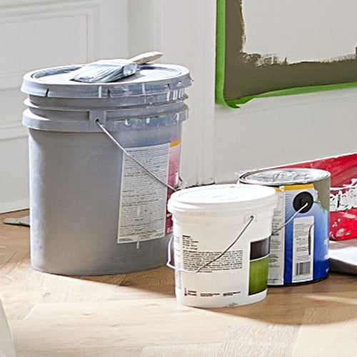 A picture of opened paint cans