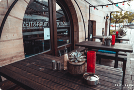Unser Gastro finden Sie wie folgt
Wespennest 2
90403 Nürnberg
KONTAKT:
mama@zeiti.net
Tel.: 0911 227406