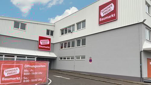 Außenansicht Sonderpreis Baumarkt, Indlinger Straße 8 in Pocking