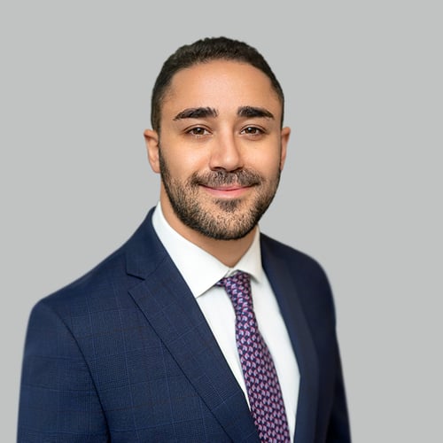 Headshot of Jonathan Roitman, a wealth advisor at Chase