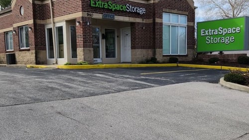 Extra Space Storage