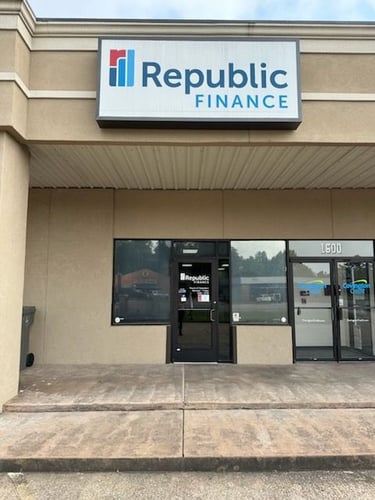 W. Frank Ave., TX Republic Finance Branch