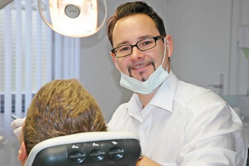 Dr. med. dent. Jürgen Puth Zahnarzt und Zahntechnikermeister 2514 Traiskirchen