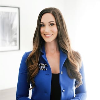 Headshot of Chantal McNeily