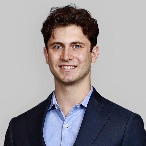 Headshot of Matthew Werther, a wealth advisor at Chase
