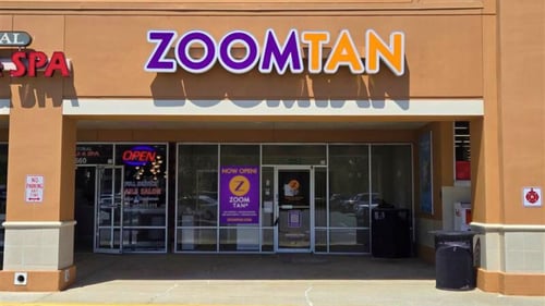 Zoom Tan Storefront in Palm Harbor, FL