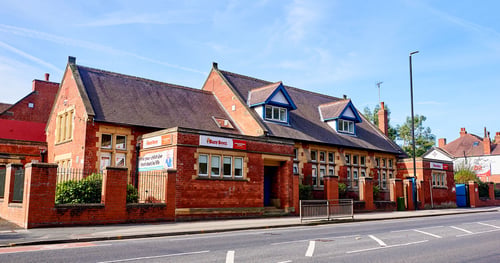 Busy Bees at Leeds Headingley - Gallery Photo