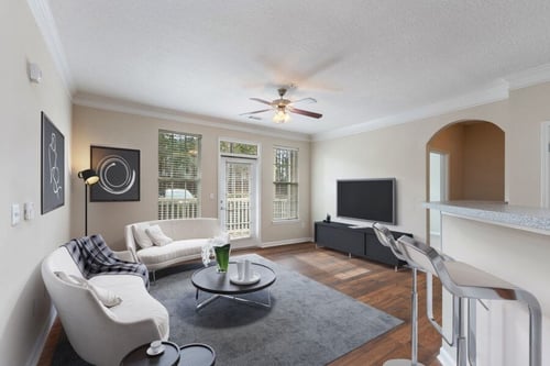 Southwood Vista - Cozy Living Room with Hardwood Flooring