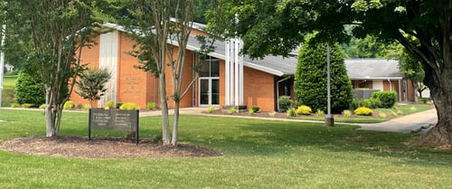 This is the street view of the Warrenton Meetinghouse of The Church of Jesus Christ of Latter-day Saints