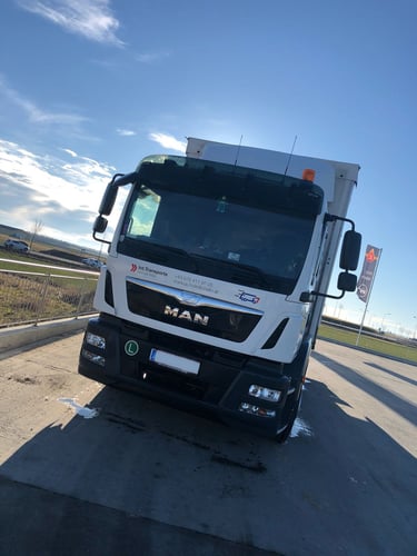 WORKAHOLIKS – Internationale Transporte Markus Holik in Wien