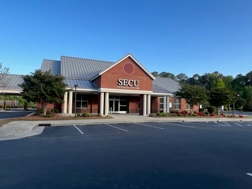 Outside view of the State Employees' Credit Union Goldsboro-Wayne Memorial drive branch