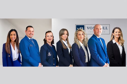 Teambild VON POLL IMMOBILIEN Herrenberg