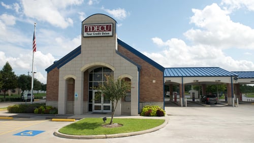 TDECU Pasadena Center Street Exterior