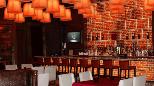 Legends Lounge at Horseshoe Baltimore Interior. Seven Stars, Diamond and Platinum members enjoy exclusive access to Legends Lounge at Horseshoe Baltimore. Enjoy top-shelf cocktails in a sophisticated atmosphere. Experience what it's like to be a valued customer. At Legends Lounge soak in the classic atmosphere while enjoying sophisticated takes on traditional cocktails.