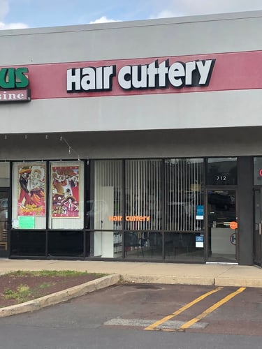 The front entrance of Hair Cuttery at Souderton Square.