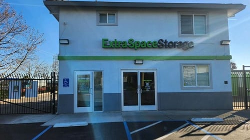 Extra Space Storage