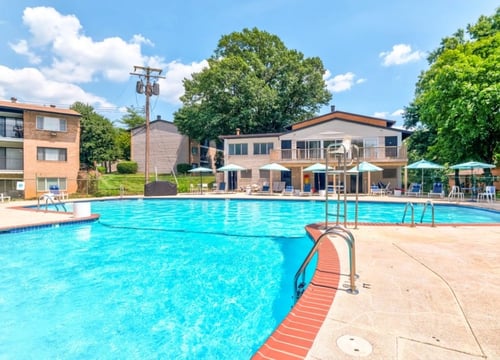 Oaks at Oxon Hill Apartments- Swimming Pool
