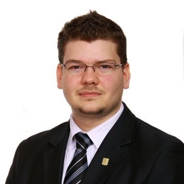 Headshot of Aaron Bertrand.