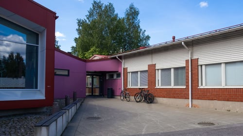 Lielahden nuorisokeskus Piilo.