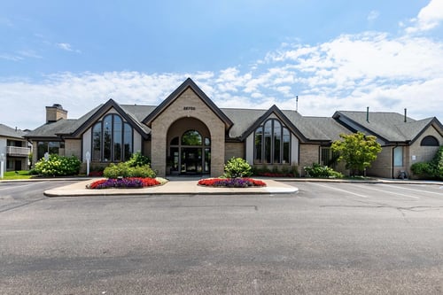 Exterior at Woodland Meadows, Clinton Township, 48035