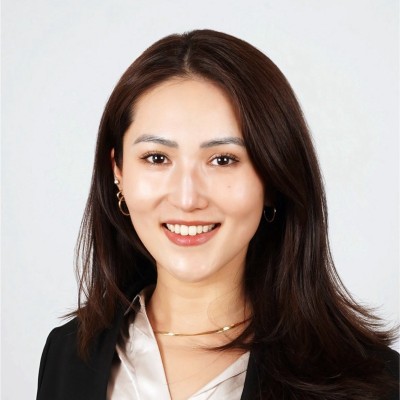 Lulu Pan headshot