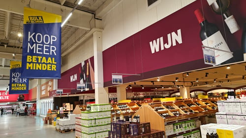 Makro, de groothandel voor wijnliefhebbers.  Onze accountmanagers en wijnspecialisten gaan graag met je in gesprek om een perfecte wijnkaart neer te zetten.